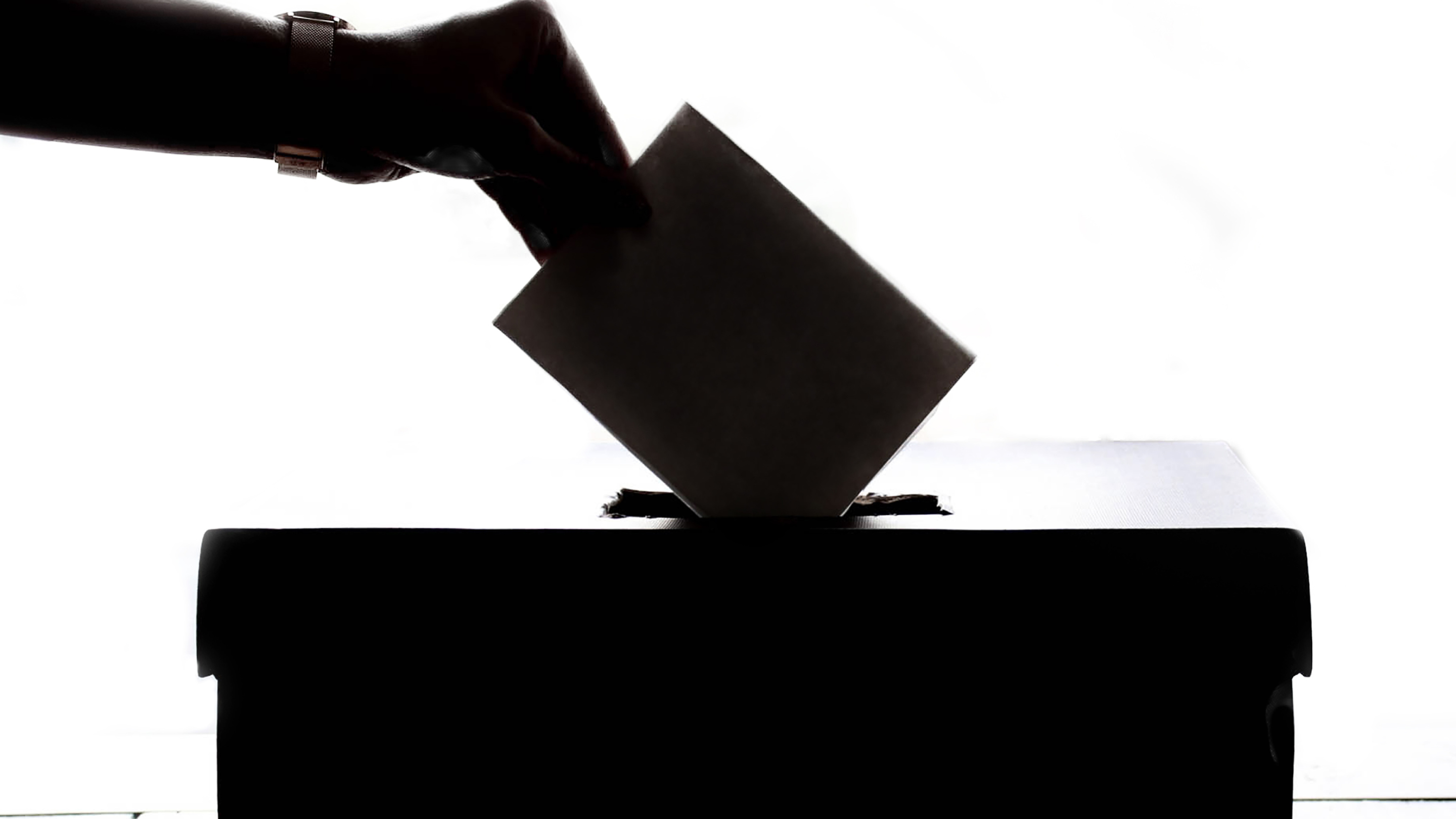 Primul 11 pentru Cotroceni – candidaturi prezidențiale