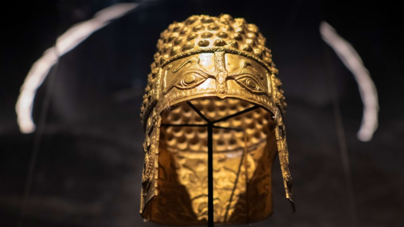 Coiful dacic furat la comanda interlopilor români?