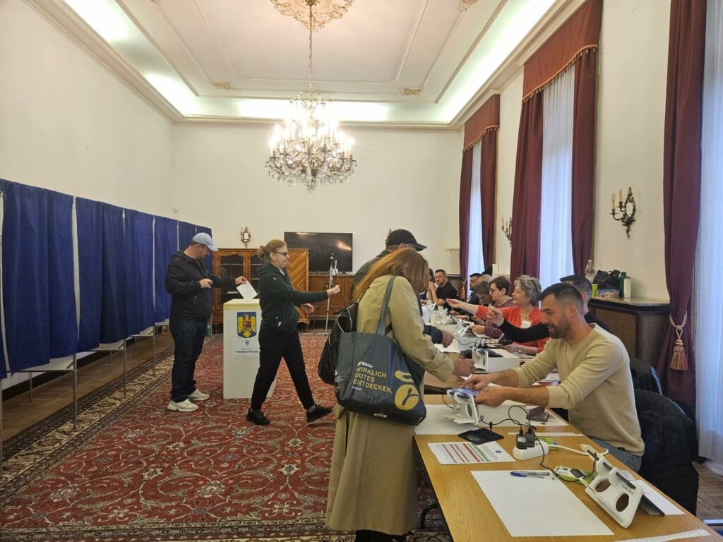LIVE UPDATE: Votul continuă în diaspora. Peste 500.000 de oameni au votat deja.