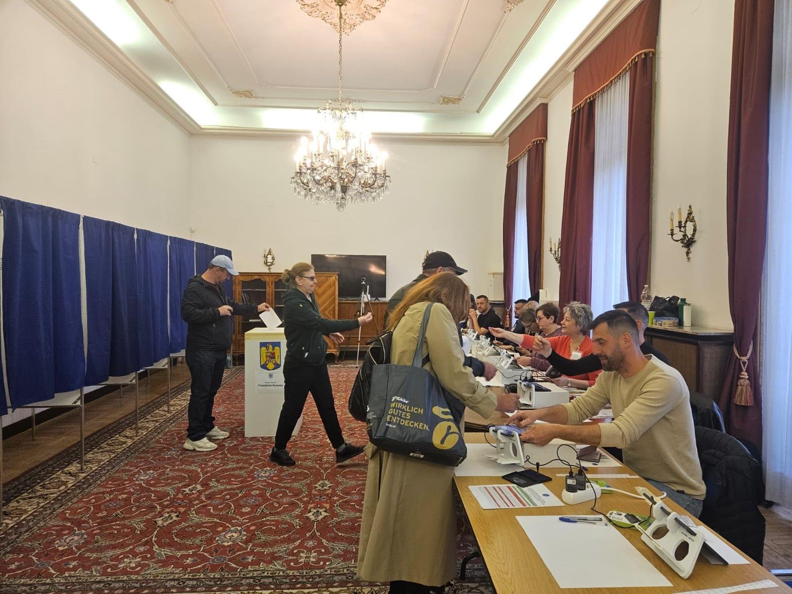 LIVE UPDATE: Votul continuă în diaspora. Peste 750.000 de oameni au votat.