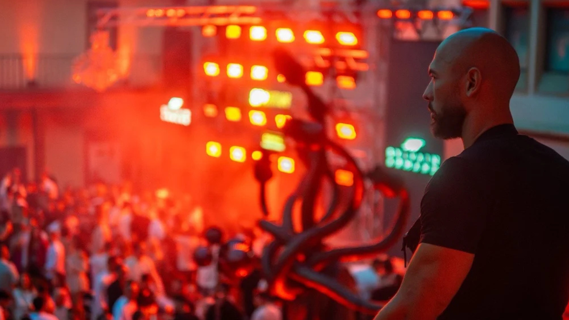 Andrew Tate, cu 196 de km/h în Vâlcea. Unde se grăbea?