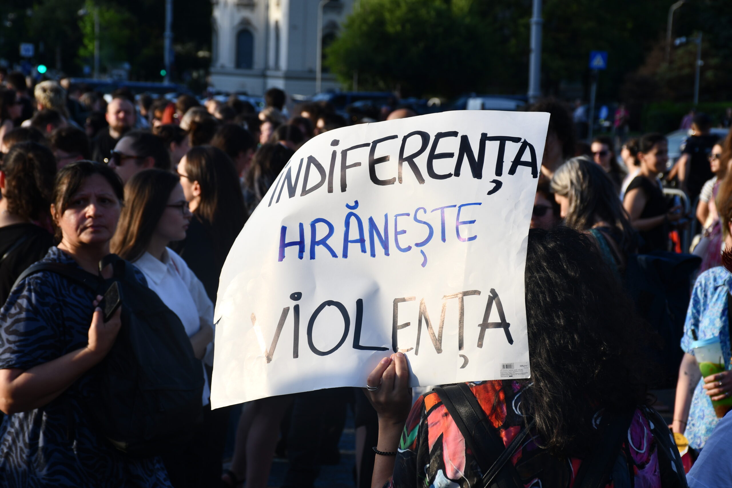 Aproape jumătate dintre femeile din România au fost agresate de partenerul lor