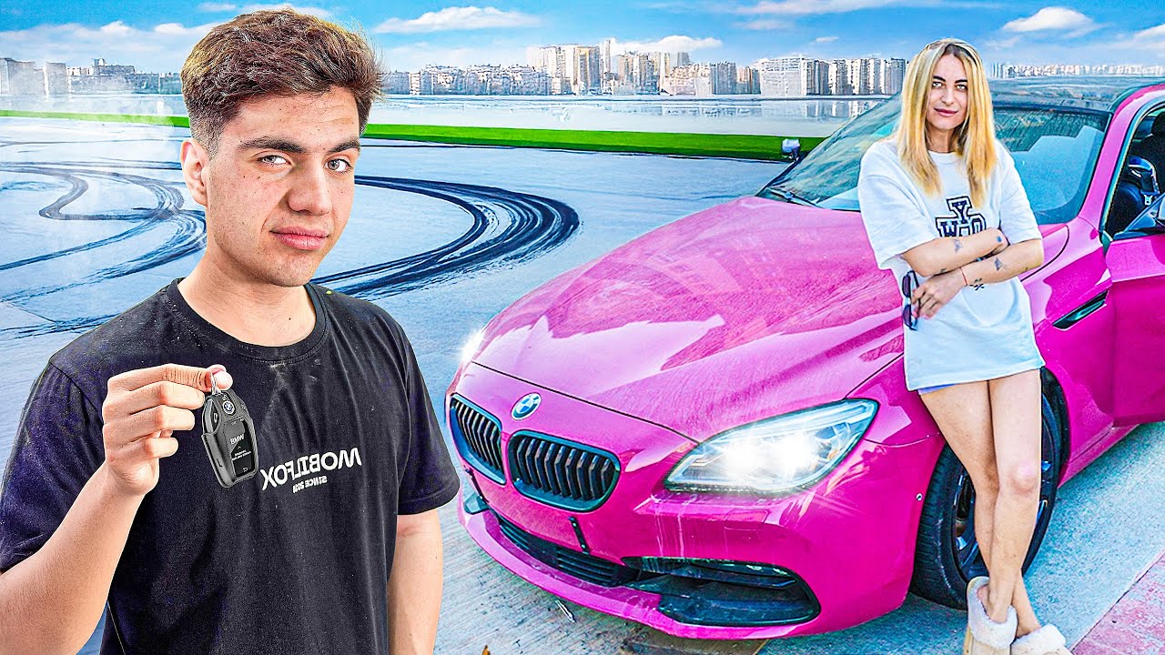 Glumim cu violența? Despre influencerii care trăiesc într-o bulă