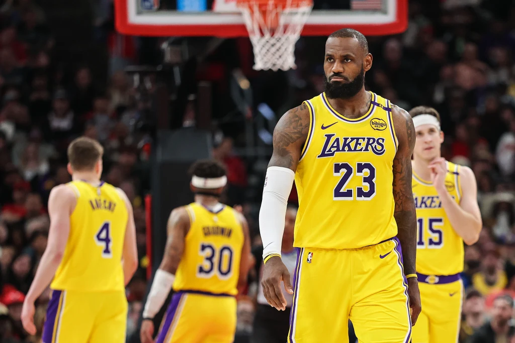 Los Angeles Lakers se vinde. Record în lumea sportului.