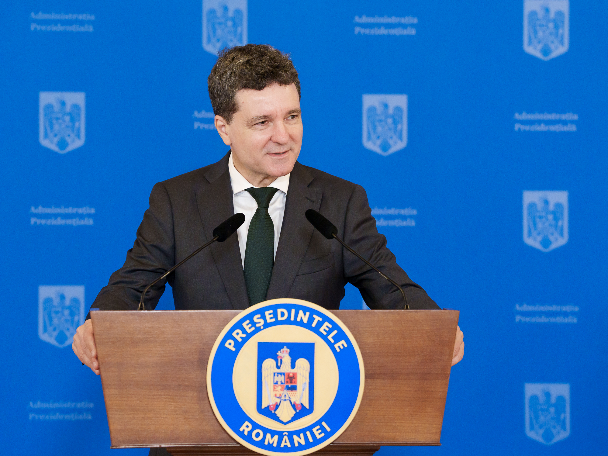 Prima conferință de presă la Cotroceni: „După ce terminăm cu deficitul, justiția va fi principala mea preocupare”