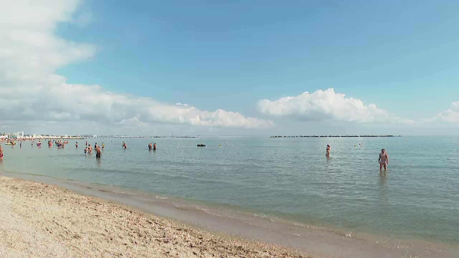 Apa mării este prea rece!