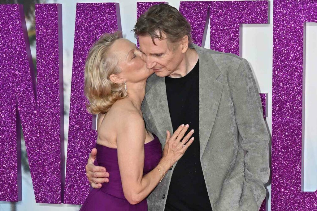 Pamela Anderson și Liam Neeson, surpriza verii: iubire înflăcărată după „The Naked Gun”
