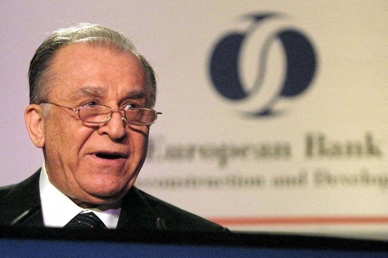 Starea de sănătate a lui Ion Iliescu este critică. Medicii anunță disfuncții multiple de organe