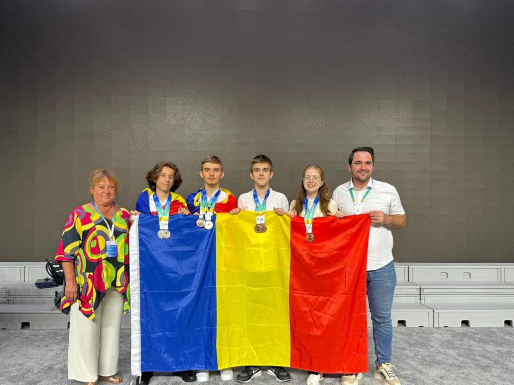 Elevii români, premiați cu nouă medalii la Olimpiada Internațională „Științele Pământului” – IESO 2025 din China