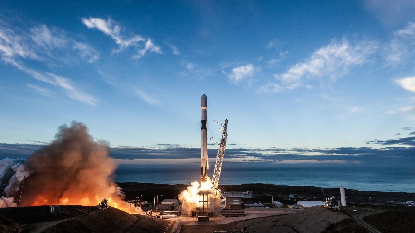 SpaceX a lansat în spațiu drona militară secretă X-37B a Armatei SUA