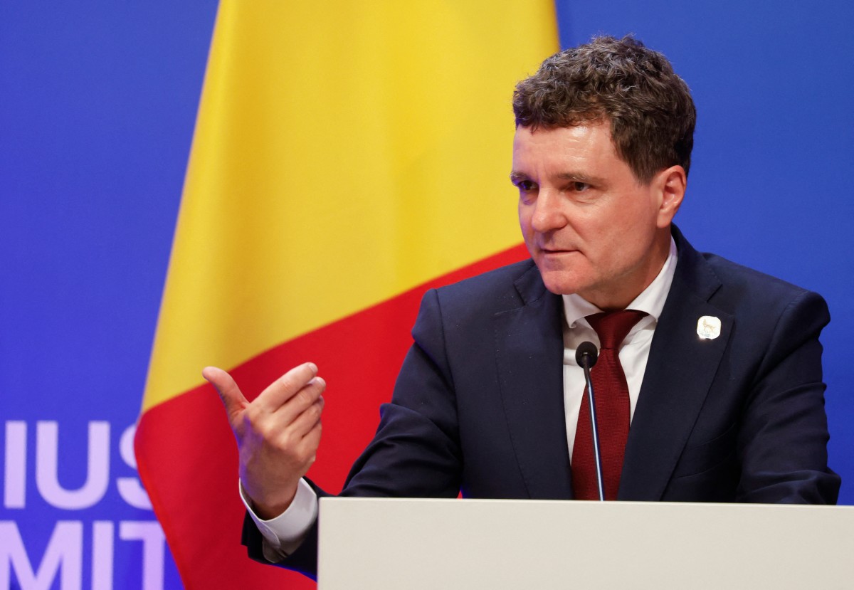 Nicușor Dan îi îndeamnă pe basarabenii din România să iasă la vot: „Alegeri decisive, cele mai importante din Republica Moldova după comunism”