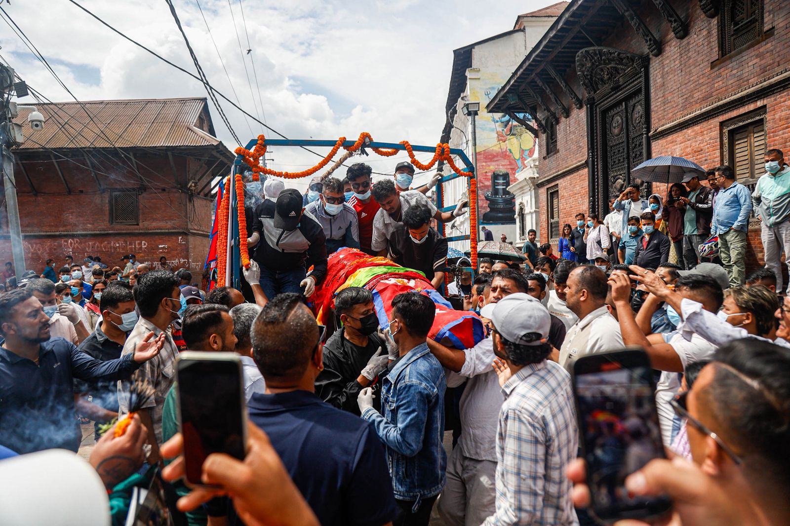 Gen Z Protests, între spital și funeralii, cum văd tinerii viitorul în Nepal?