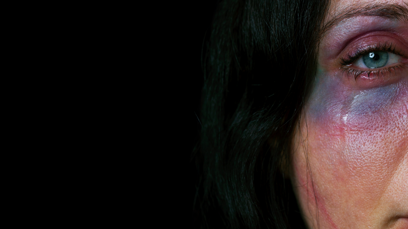 1 din 4 femei lovite. „România fără violenţă domestică” în Parlament