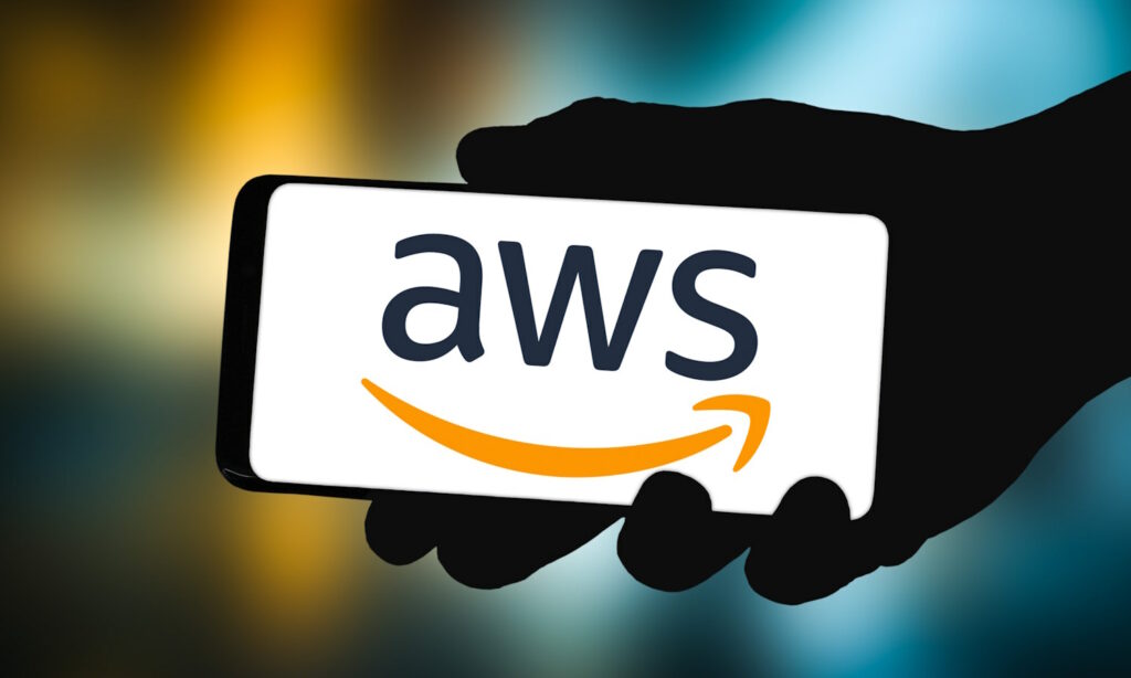 Pană globală de internet: aplicații, site-uri și servicii bancare afectate de o defecțiune la Amazon Web Services
