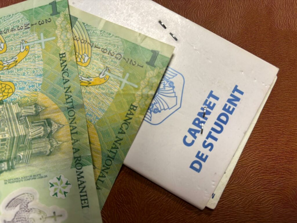 Până la ce vârstă ne întrețin părinții?