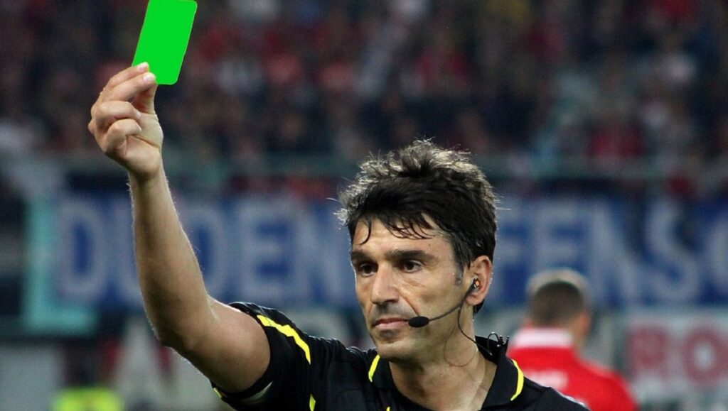 Premieră istorică în fotbal: cartonașul verde a fost folosit pentru prima dată la Cupa Mondială U20