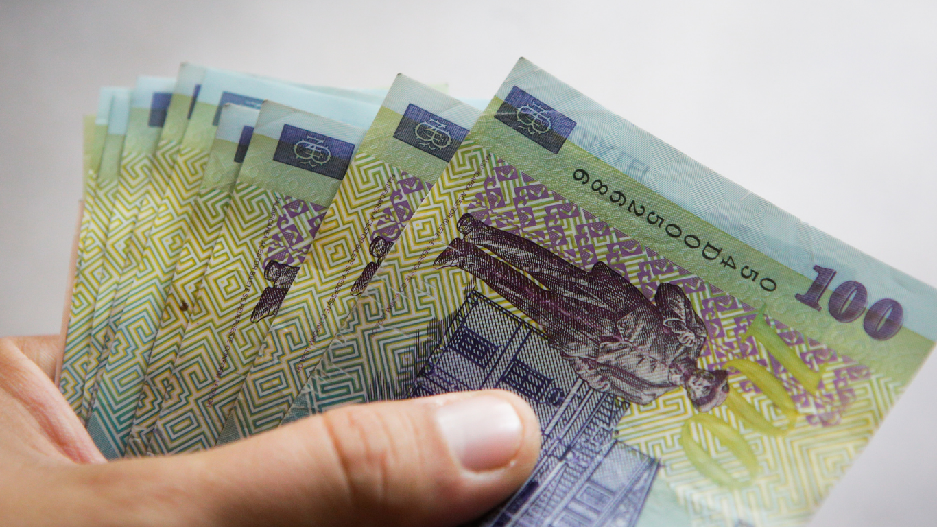 Senatul a dat undă verde proiectelor PSD privind eliminarea CASS pentru mame, veterani și personalul monahal