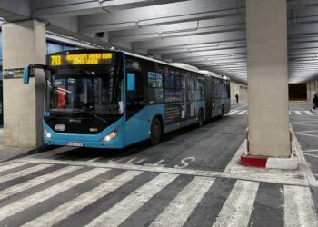 STB investește în transportul spre aeroport: 30 de autobuze hibrid noi pentru linia 100, între Unirii și Otopeni