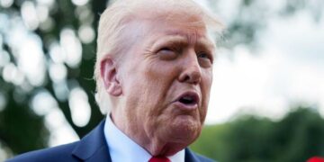 Demisii în vârful BBC după controversele privind reportajul despre Donald Trump și evenimentele din 6 ianuarie