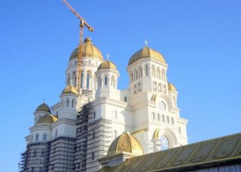 Ultima zi în care poți trece prin Sfântul Altar al Catedralei Neamului