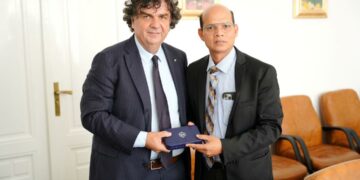 Ambasadorul Indiei a avut o experiență neplăcută cu trenul românesc: două ore și jumătate întârziere pe ruta București–Brașov