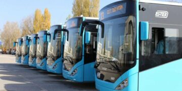 STB investește în transportul spre aeroport: 30 de autobuze hibrid noi pentru linia 100, între Unirii și Otopeni