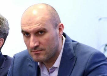 Foști șefi ELCEN, în fața instanței într-un dosar de mită: acuzații grave formulate de DNA