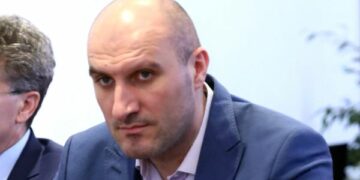 Foști șefi ELCEN, în fața instanței într-un dosar de mită: acuzații grave formulate de DNA