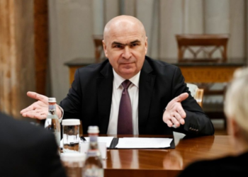 Acord în coaliție după tensiuni: creștere a salariului minim și reducerea impozitului