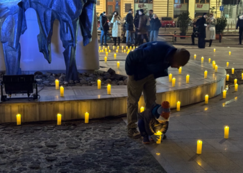 „Grădina Amintirilor”, spațiu de reculegere și memorie în Piața Revoluției, la 36 de ani de la Revoluția din 1989