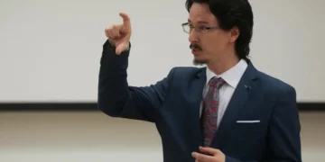 Cristi Danileț cere demisia Liei Savonea printr-o postare pe Facebook