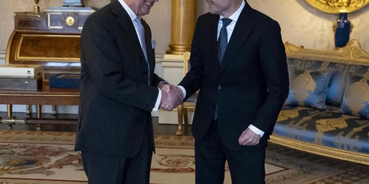 Nicușor Dan, primit de Regele Charles la Palatul Buckingham. Final de turneu diplomatic pentru președintele României