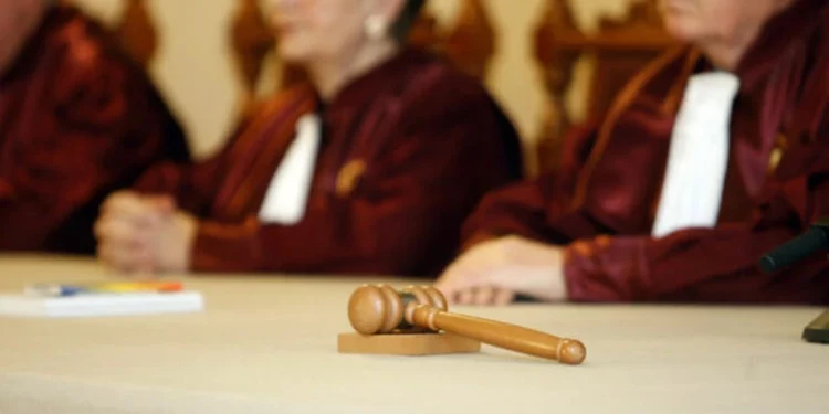 CCR, din nou fără decizie pe pensiile magistraților. Patru judecători au blocat ședința