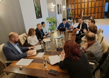 Apa caldă și căldura, în regim de avarie în București. Explicațiile autorităților după problemele din sistemul de termoficare