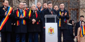 Nicușor Dan a fost huiduit la Focșani. „Este un drept pe care l-ați câștigat.”