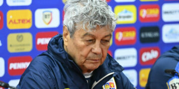 Mircea Lucescu, internat de urgență după o gripă severă