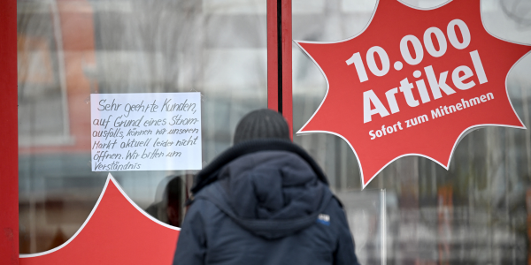 Berlin, în beznă și frig: zeci de mii de locuințe fără curent în plină iarnă