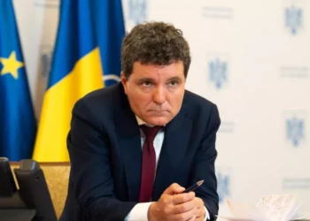 Scandalul F-18: Armata Elveției îl contrazice pe Nicușor Dan