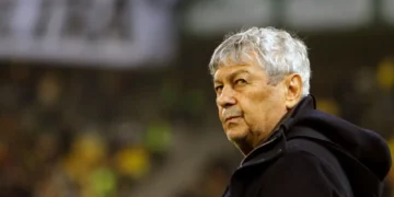 Mircea Lucescu, internat de urgență la spital