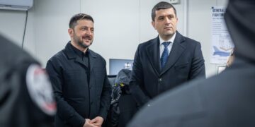 Zelenski a vizitat baza F-16 din Fetești împreună cu ministrul Apărării