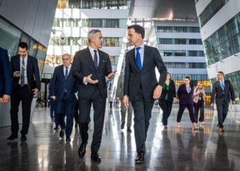 Rutte avertizează: Iranul, aproape să poată lovi Europa