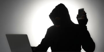 Escrocherie cu număr clonat în numele Poliției