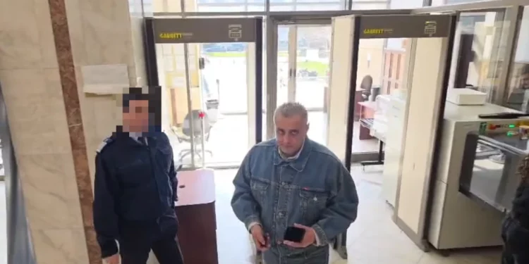 „Super Leul” care a păcălit România: falsificatorul de bancnote ajunge în instanță cu peste 2.500 de victime