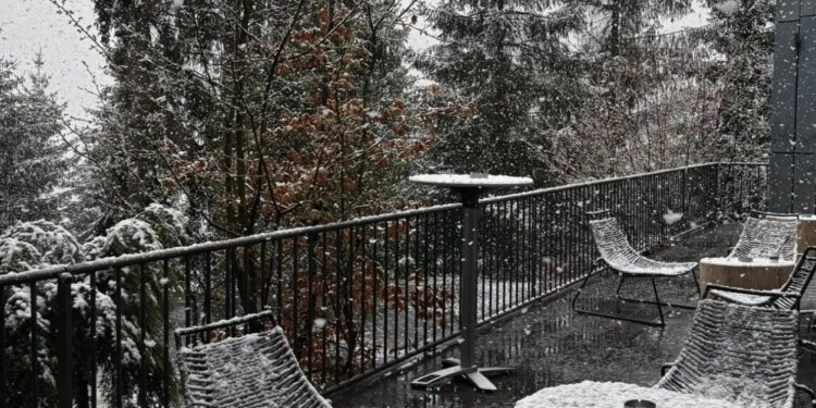 Ninsoare în Harghita la finalul primăverii