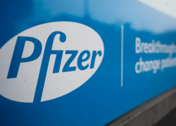 România pierde procesul cu Pfizer: statul trebuie să plătească peste 600 de milioane de euro pentru vaccinuri neutilizate