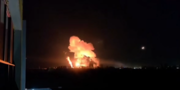 Explozie la transformatoare și incendiu la CET Vest București