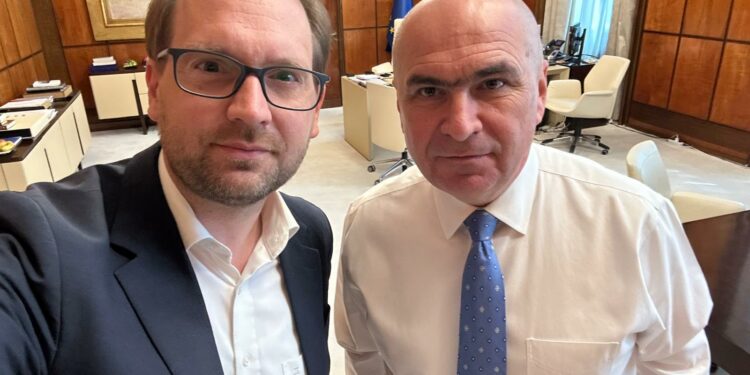 Dominic Fritz atacă PSD: „Țin extremiștii în buzunar”. Alegerile anticipate, scenariu luat în calcul