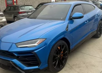 Lamborghini de lux, scos la licitație de ANAF: taxa de participare trece de 100.000 de lei