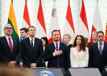 Nicu Ștefănuță: „Oamenii cred că suntem plătiți bine și nu facem nimic”