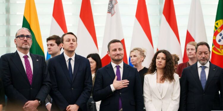 Nicu Ștefănuță: „Oamenii cred că suntem plătiți bine și nu facem nimic”